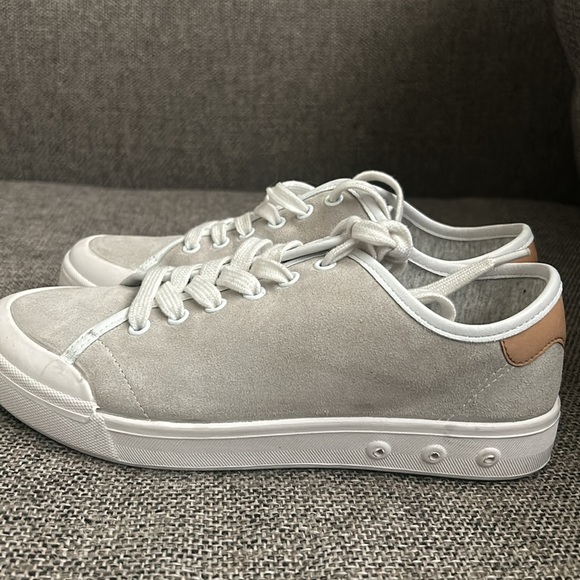 Rag & Bone standard issue light gray suede shoes - Picture 3 of 12